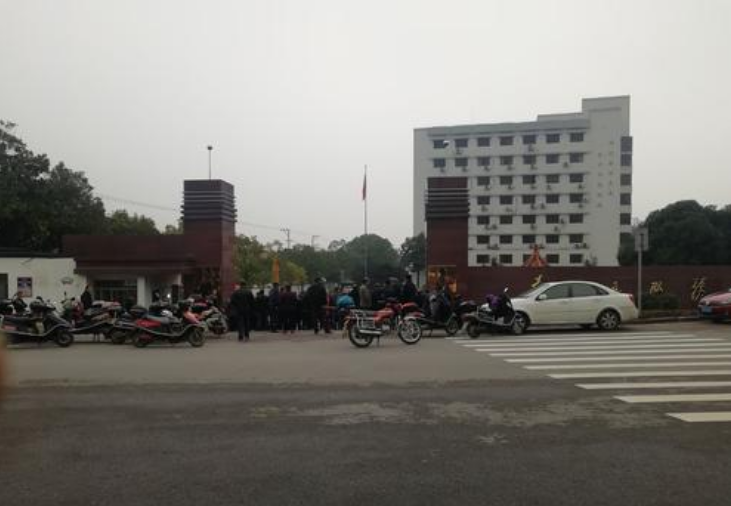 13 绍兴富盛镇政府 - 副本.png